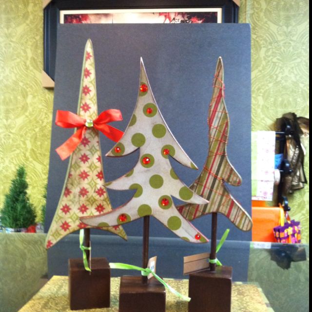 Comment décorer de petits arbres de Noël
