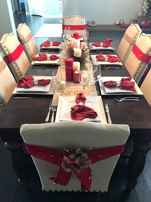 Arrangement de Noël en blanc et rouge pour la salle à manger 2018