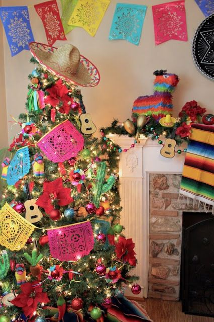10 arbres de Noël avec décoration mexicaine (10)