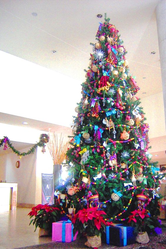 10 arbres de Noël avec décoration mexicaine (4)
