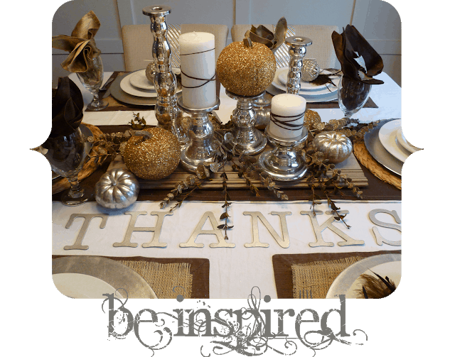 Décoration de table de Thanksgiving à thème métallique