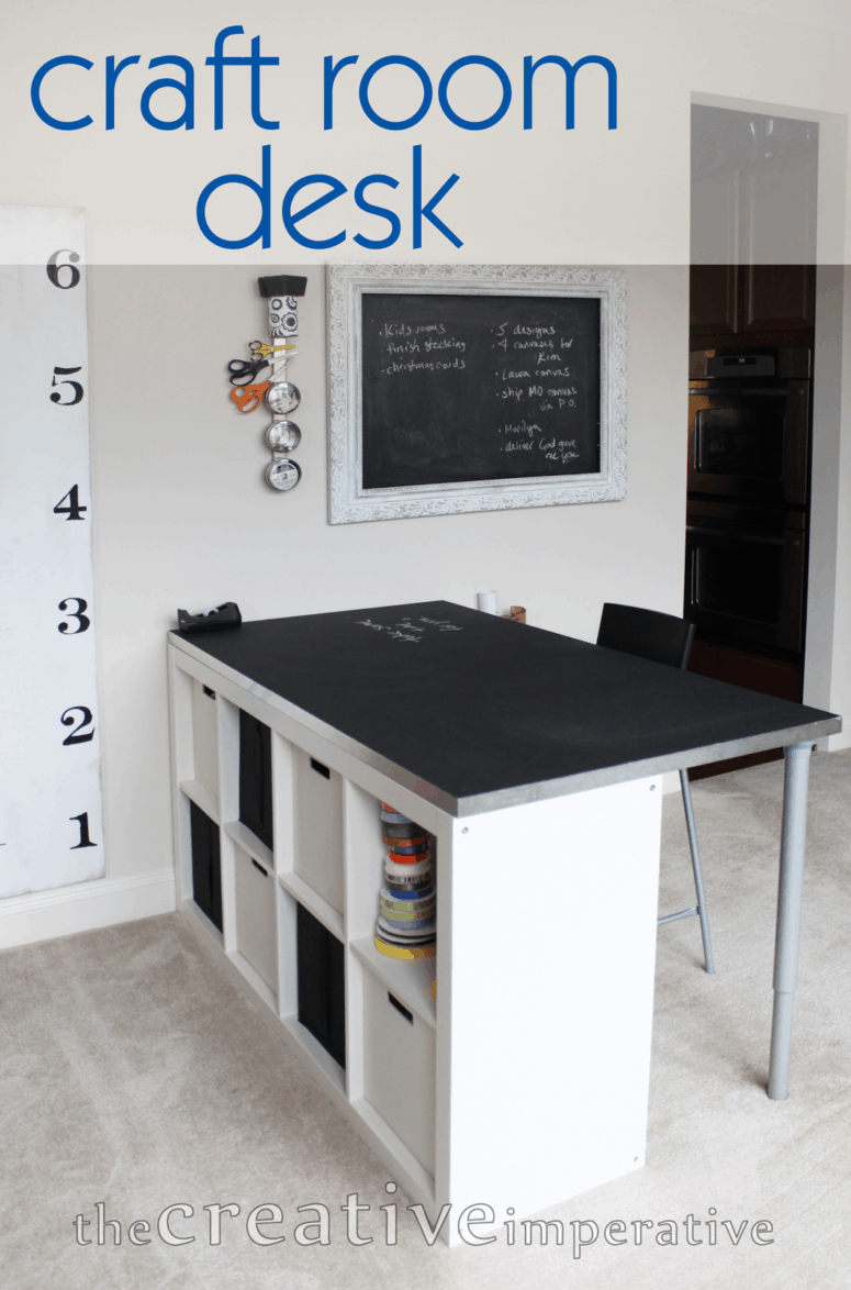 Table de bricolage avec tablettes