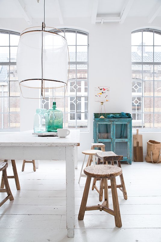 000 "width =" 534 "height =" 800 "srcset =" https://housekeeping.tn/wp-content/uploads/2019/12/1577378988_41_Salles-a-manger-modernes-2020-photos-et-idees-de.jpg 534w, https://decoraideas.com/wp- content / uploads / 2016/07 / 000-96-400x599.jpg 400w, https://decoraideas.com/wp-content/uploads/2016/07/000-96-500x749.jpg 500w, https: // decoraideas. com / wp-content / uploads / 2016/07 / 000-96-300x449.jpg 300w "data-tailles =" (largeur max: 534px) 100vw, 534px "></p>
<p><noscript><img decoding=