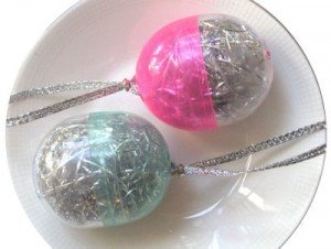 Boules de Noël répliquant des œufs plus doux