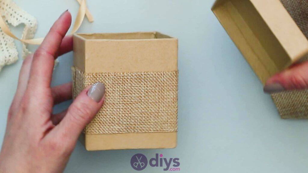 Coffret cadeau jute bricolage étape 2j