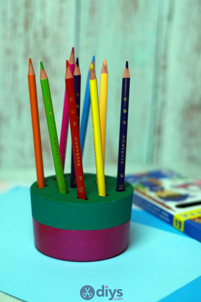 Porte-crayon en béton bricolage de retour à l'école