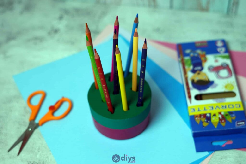 Projet de porte-crayons en béton bricolage
