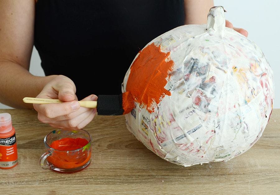 Citrouille en papier mâché 8