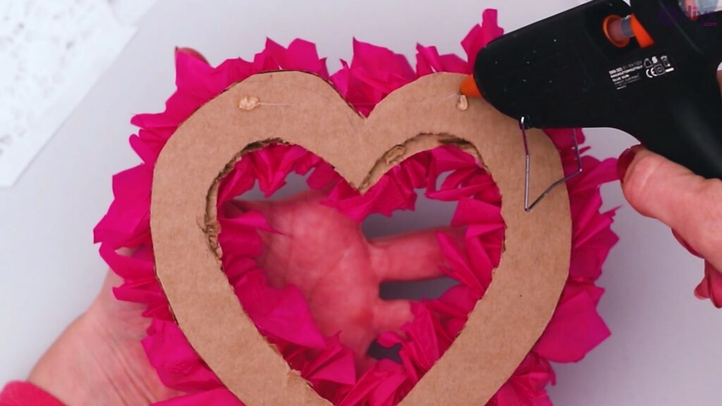 Papier de soie bricolage coeur gonflé étape 1 (33)