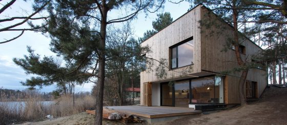 Conception de petite maison de campagne en bois