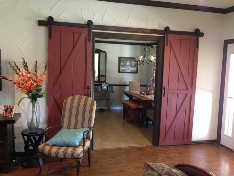 portes coulissantes en bois rouges