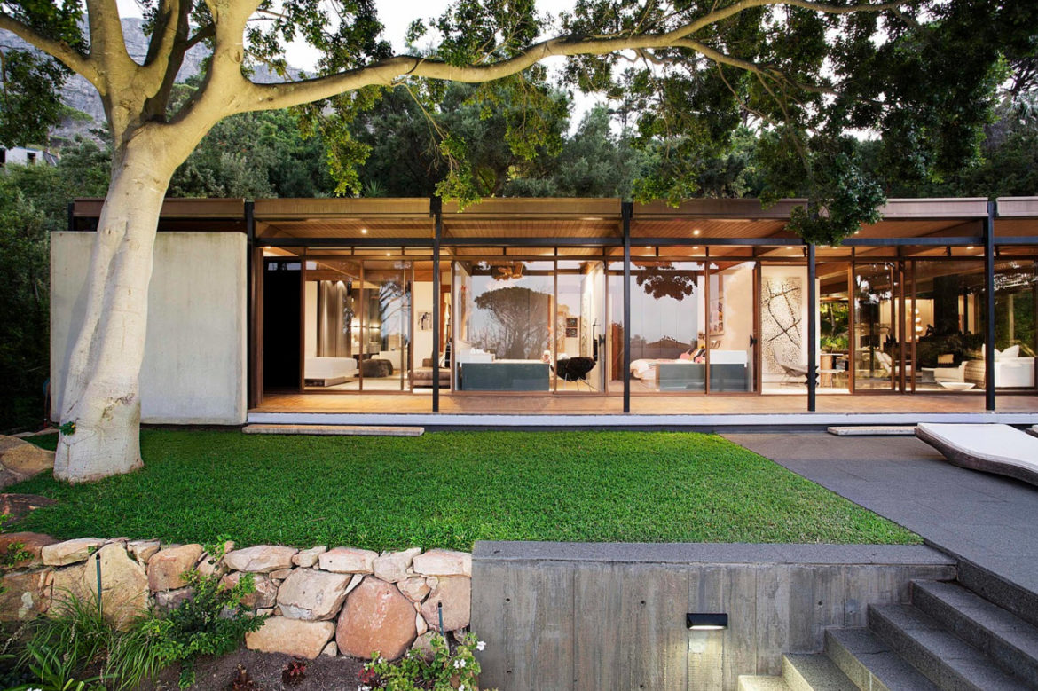 Fachada de casa de campo moderna