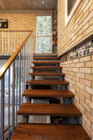 Conception d'escaliers avec marches en bois