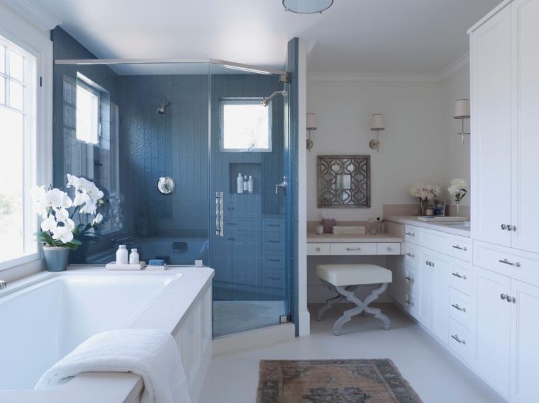 couleurs de base bleu-salle de bain-spa-design