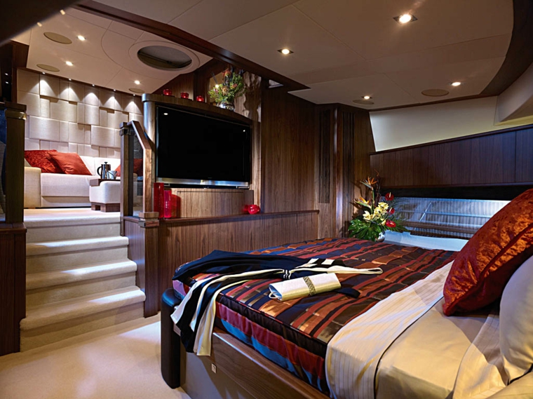 chambre à coucher intérieure de yacht