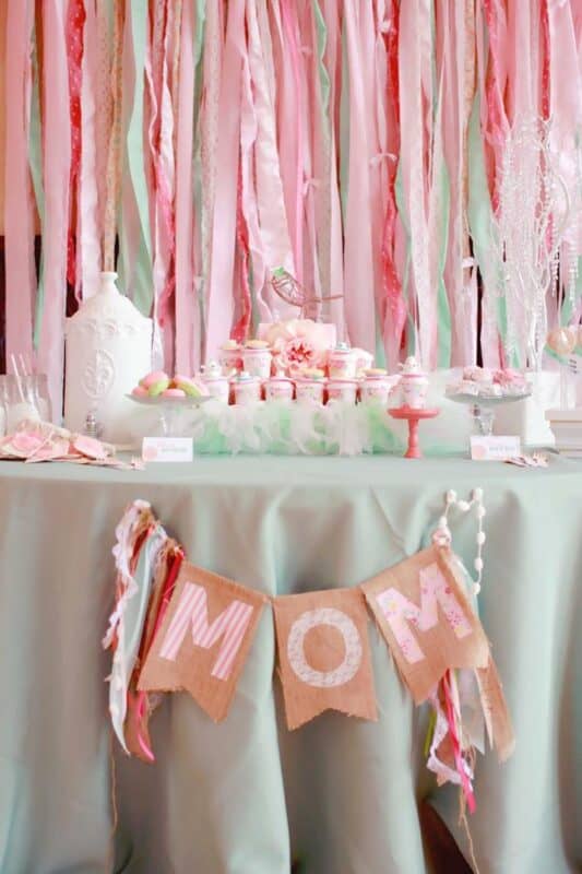 Meilleures idées pour décorer la maison sur la table sucrée de la fête des mères 