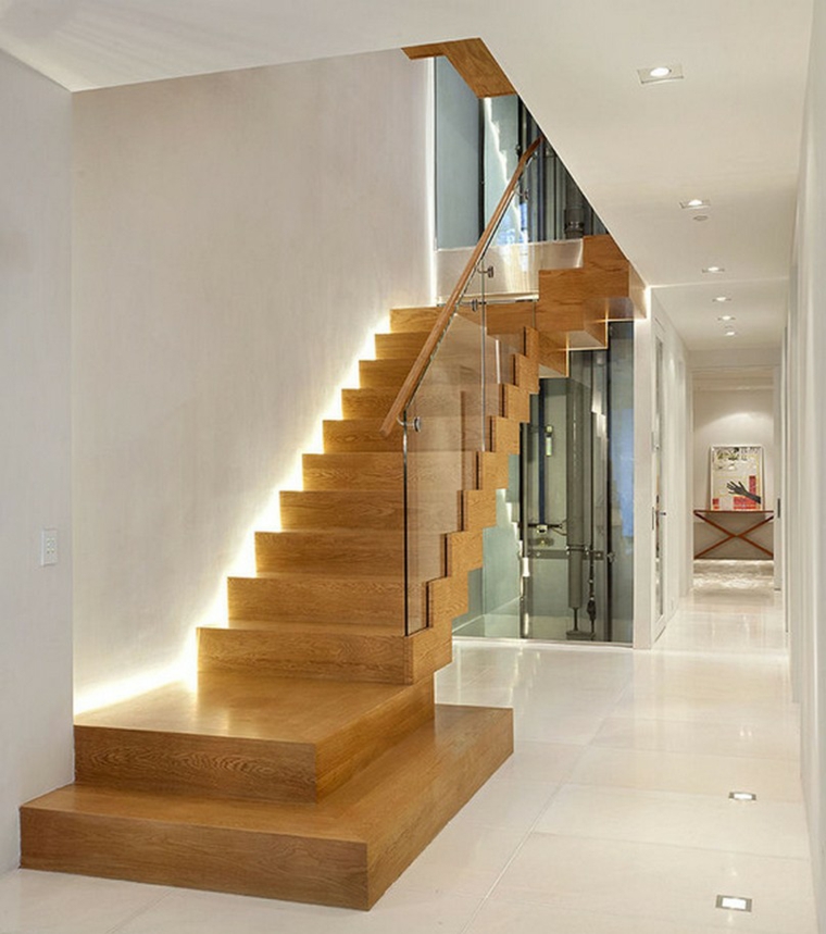 escaliers d'accent en bois d'origine