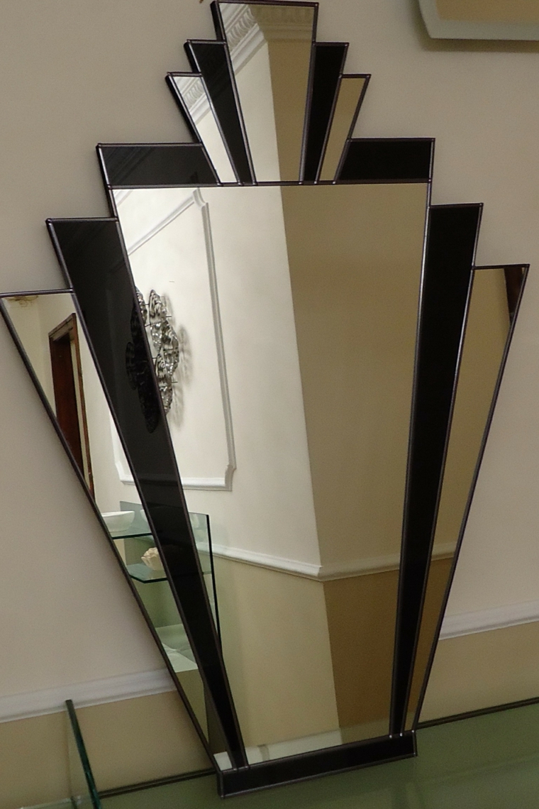 des miroirs modernes décorent
