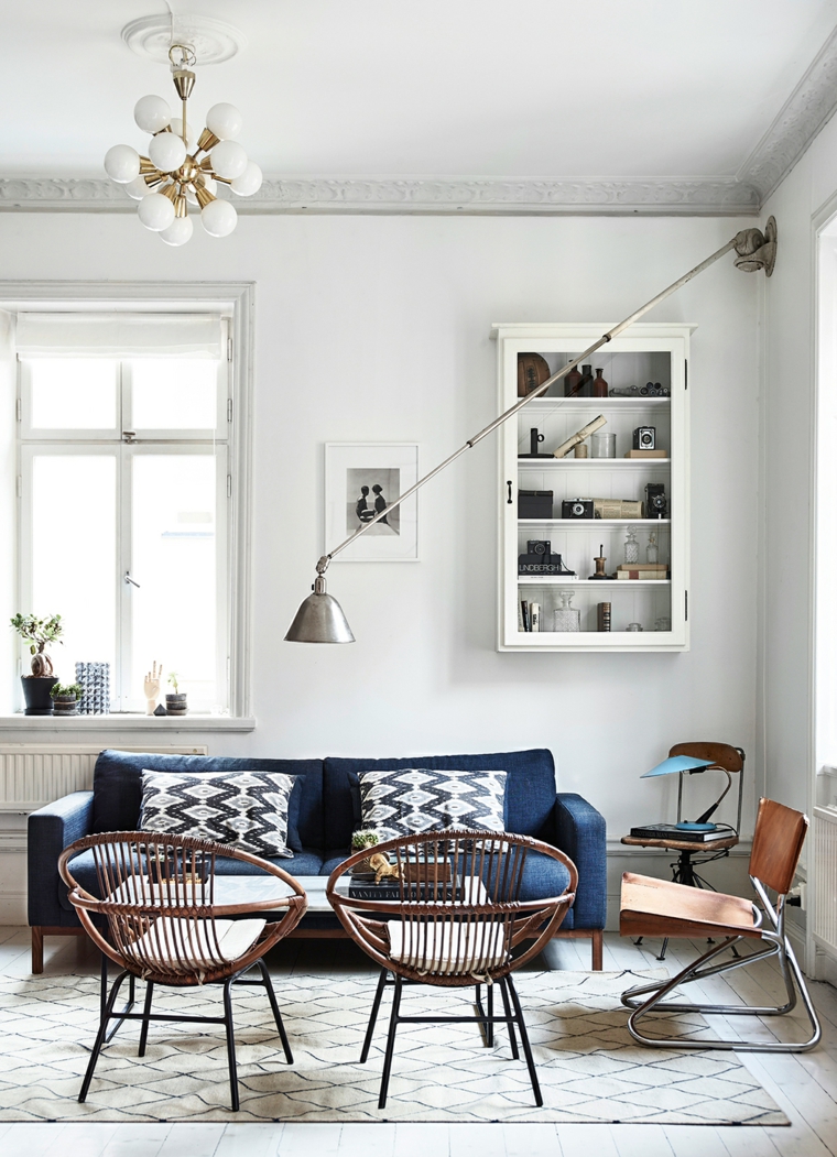 salon bleu canapé armoire murale idées de style vintage