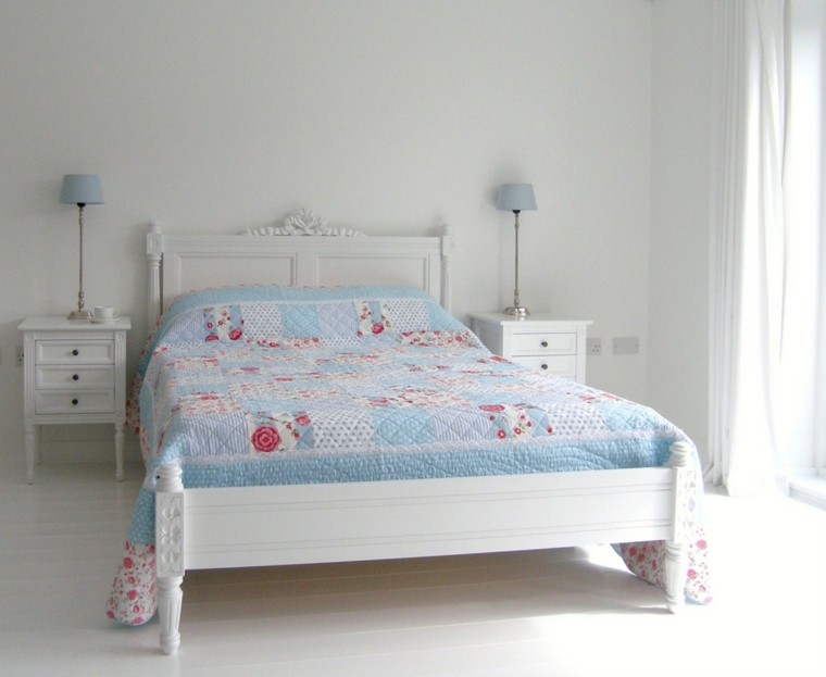 chambre à coucher design scandinave literie bleue moderne