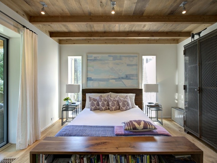 Идеи за ѕидови со слики од дрвен под за тесна спална соба