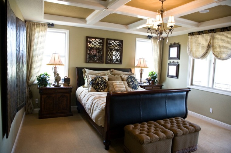 Идеи за дрвени стилски перничиња за кревет за спална соба