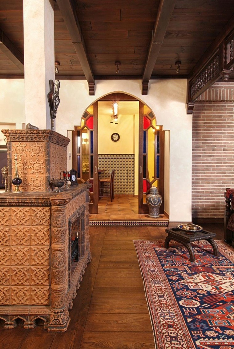 Marokas dzīvojamās istabas paklāju kamīna idejas Zemes krāsas