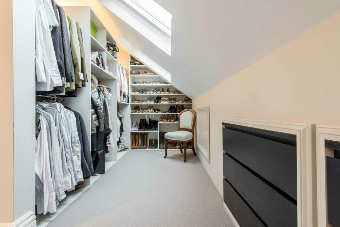 Comment amenager un dressing sous les combles ?