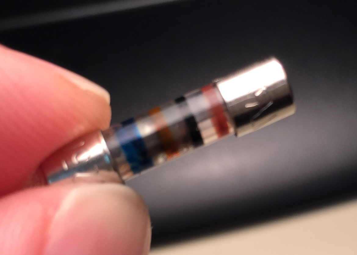 Comment appelle l'encadrement en bois d'une fenêtre ?