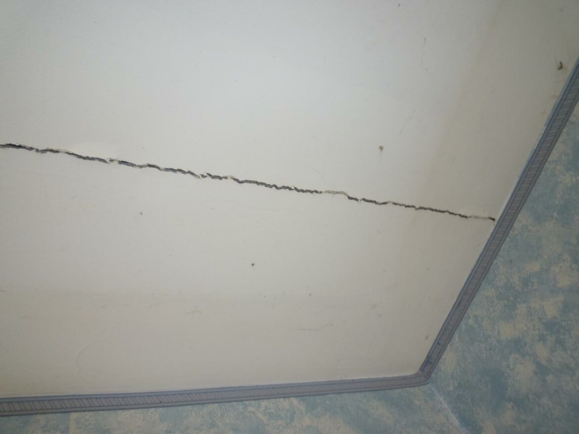Comment cacher une fissure sur un mur extérieur ?