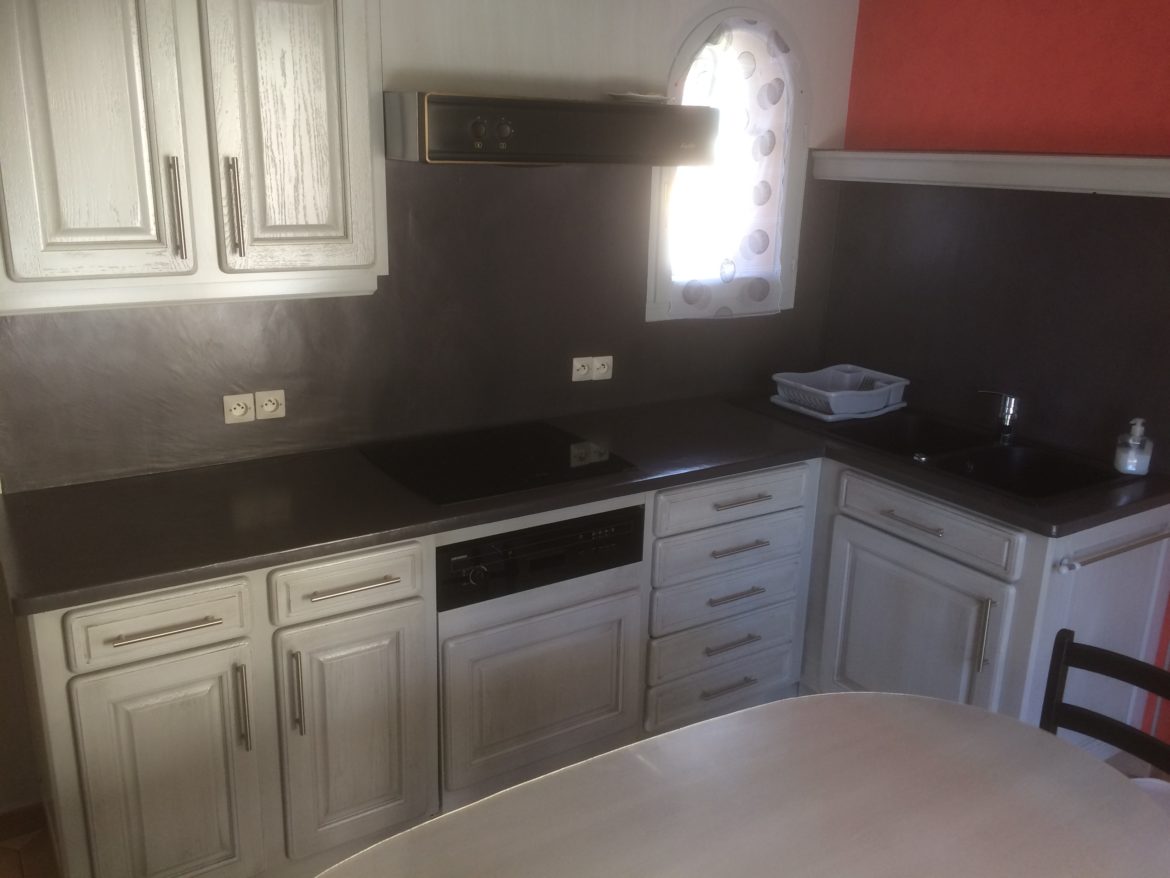 Comment changer le plan de travail d'une cuisine ?