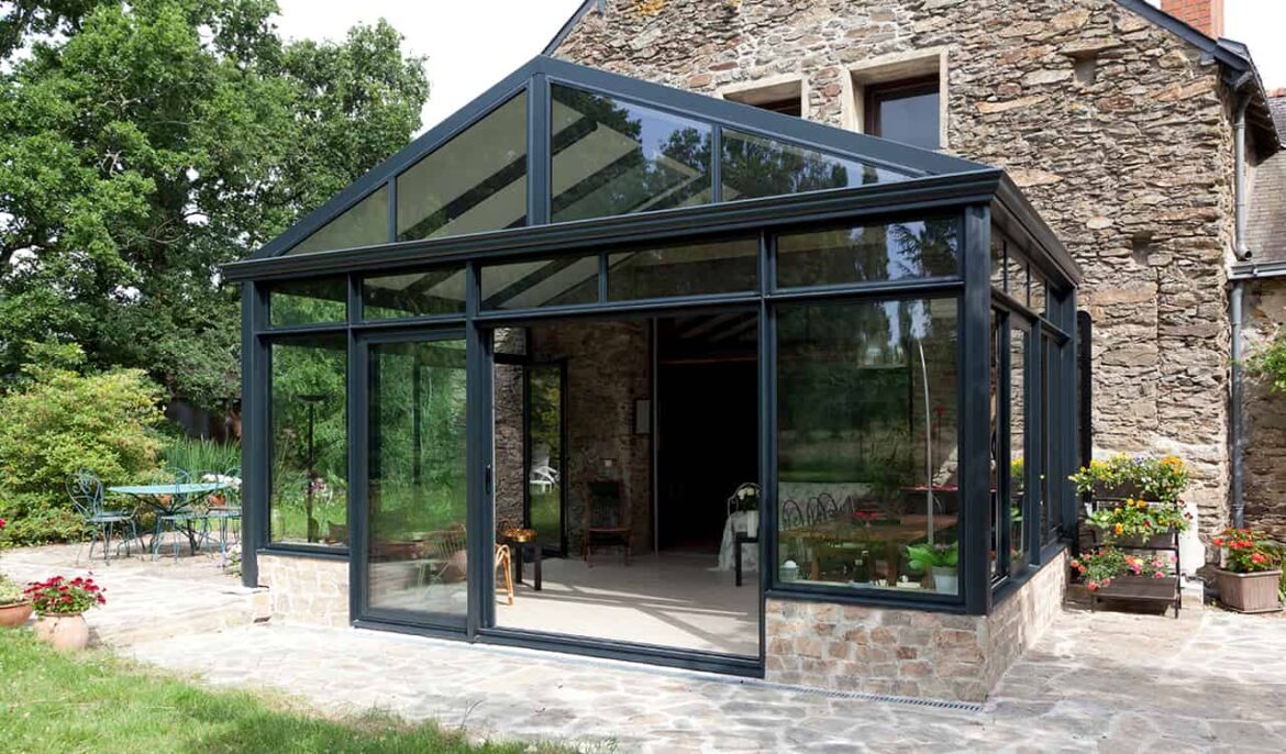 Comment chauffer une véranda sans se ruiner ?