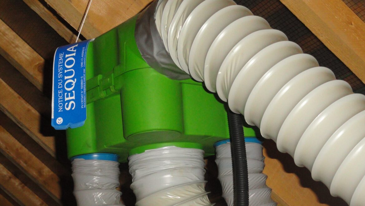 Comment décoller deux plans de travail ?