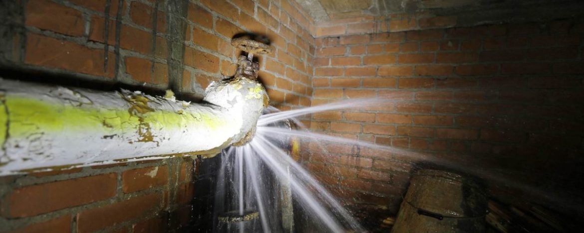 Comment détecter une fuite d'eau dans un bassin ?