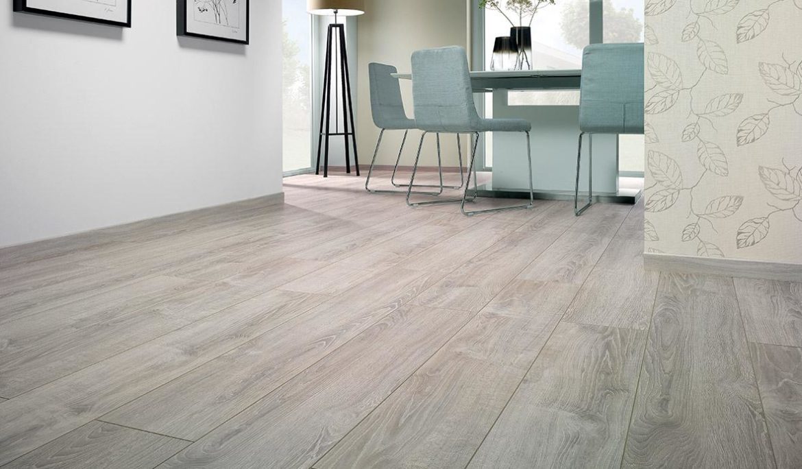 Comment est fabriqué le parquet stratifié ?