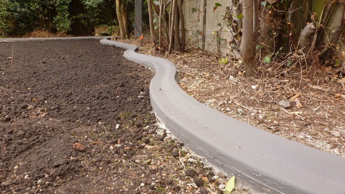 Comment fabriquer des bordures de jardin en béton ?