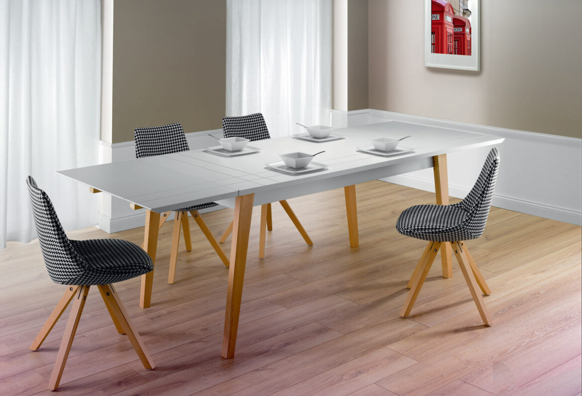 Comment fixer des pieds de table en métal ?