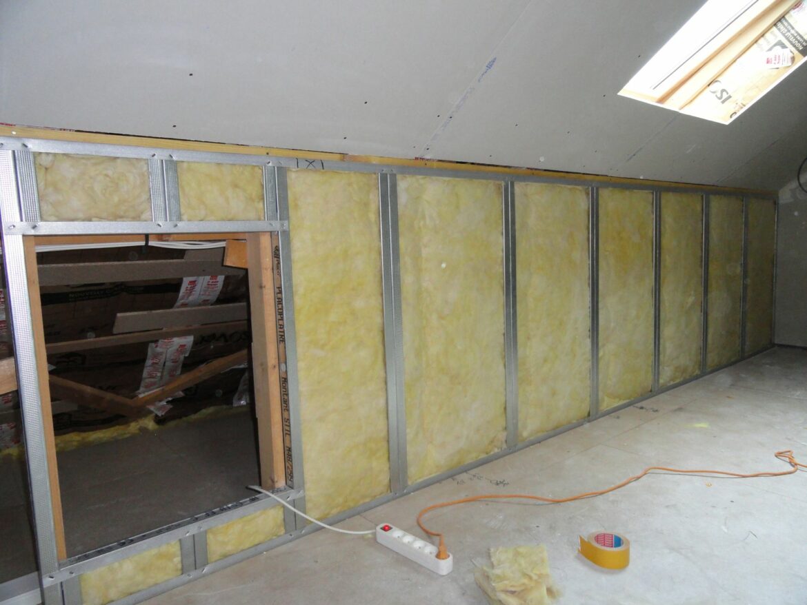 Comment fixer du placo sans rail ?