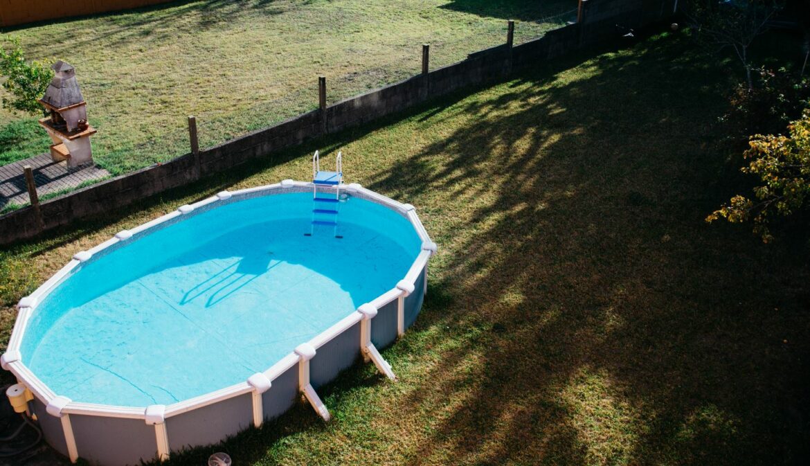 Comment habiller une piscine Intex ?