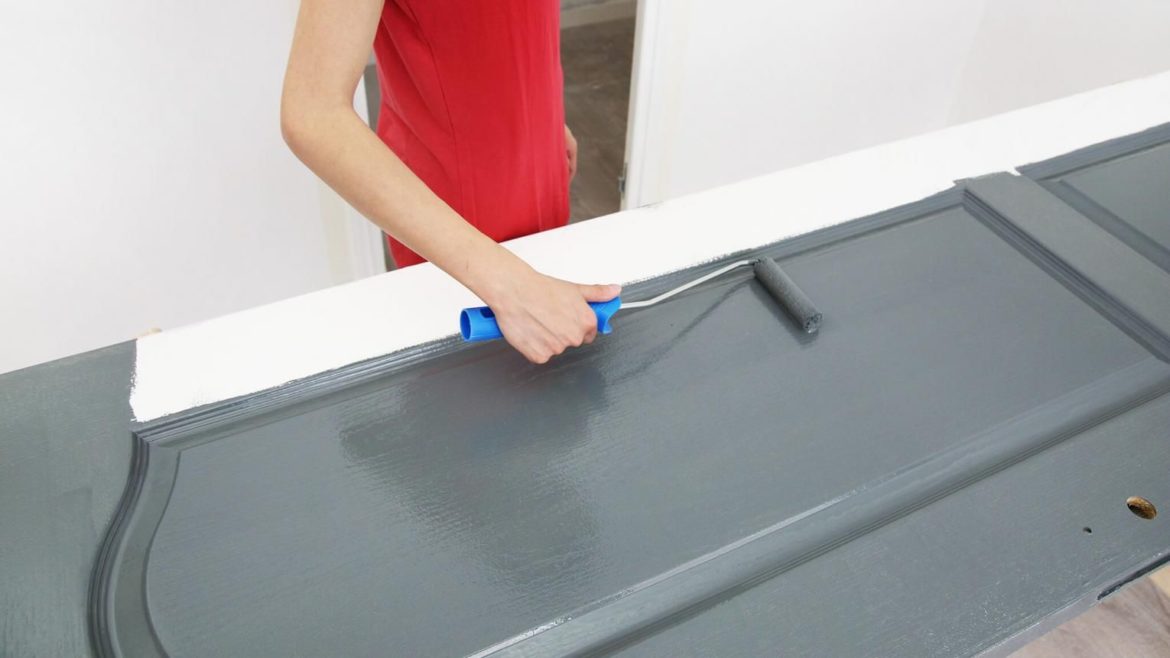 Comment inverser une porte intérieure ?