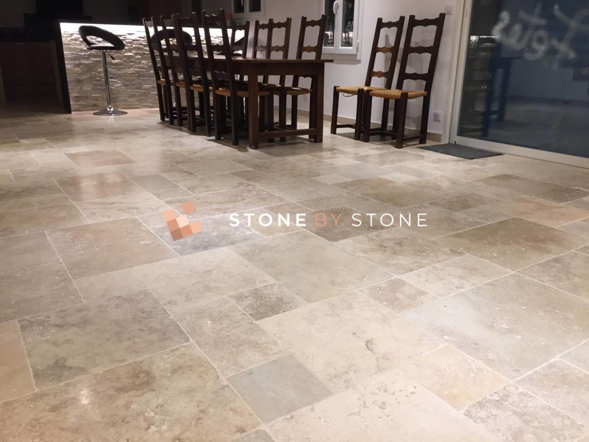 Comment passer de l hydrofuge sur du travertin ?