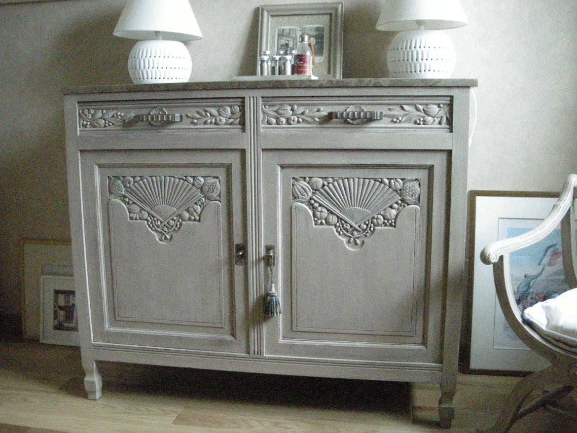 Comment peindre un plafond en lambris PVC ?