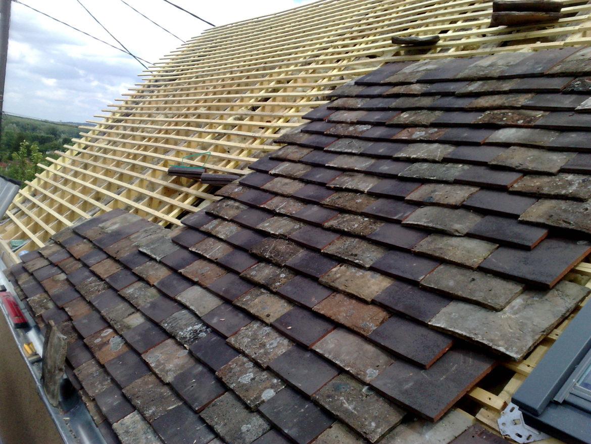 Comment poser la première rangée de tuile ?