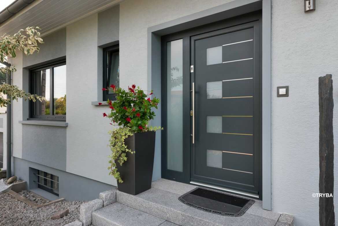 Comment prendre les côtes d'une porte d'entrée ?