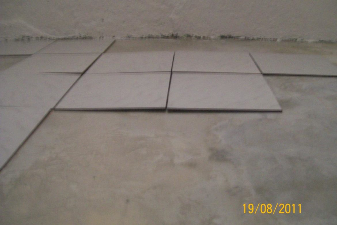 Comment rattraper un joint de carrelage mal fait ?