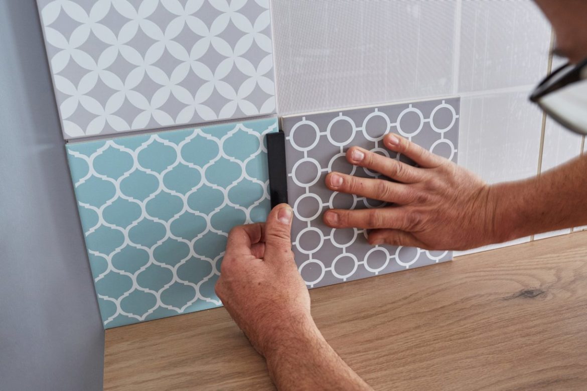 How to cover wall tiles? Housekeeping Magazine Decoration Ideas