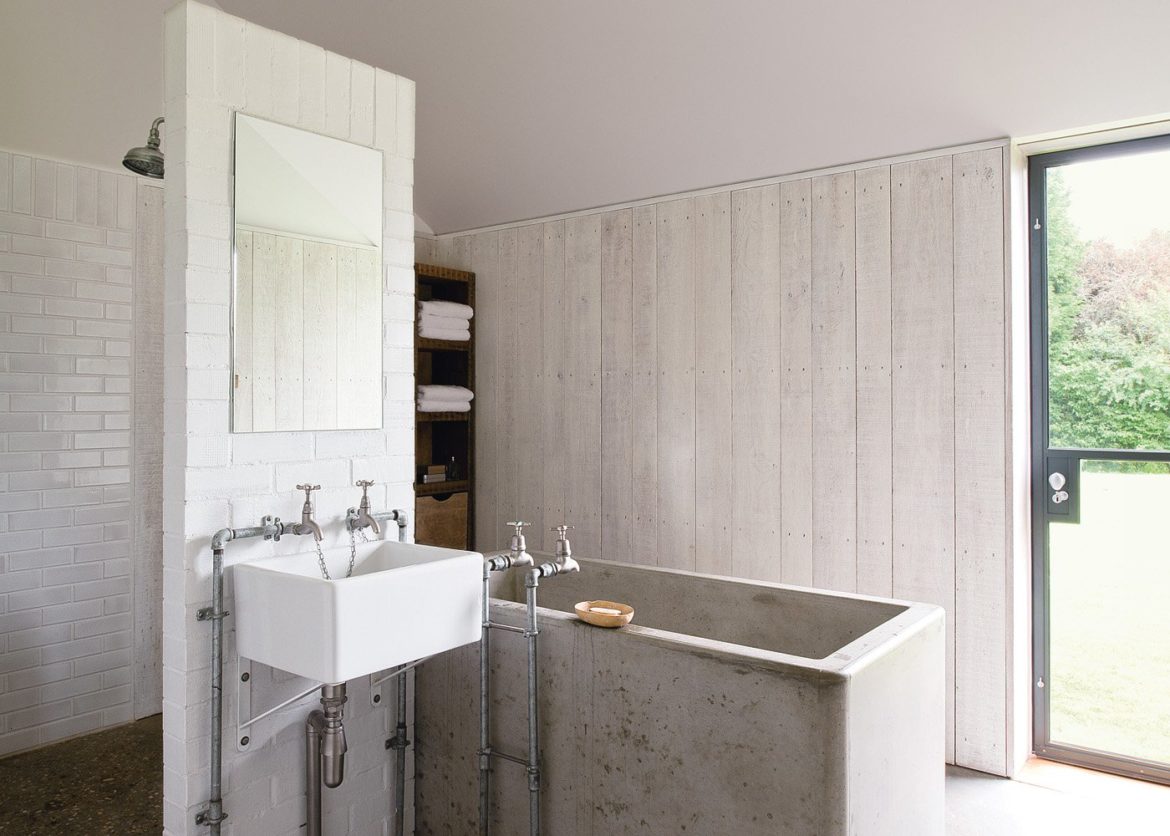 Comment recouvrir les murs d'une salle de bain ?