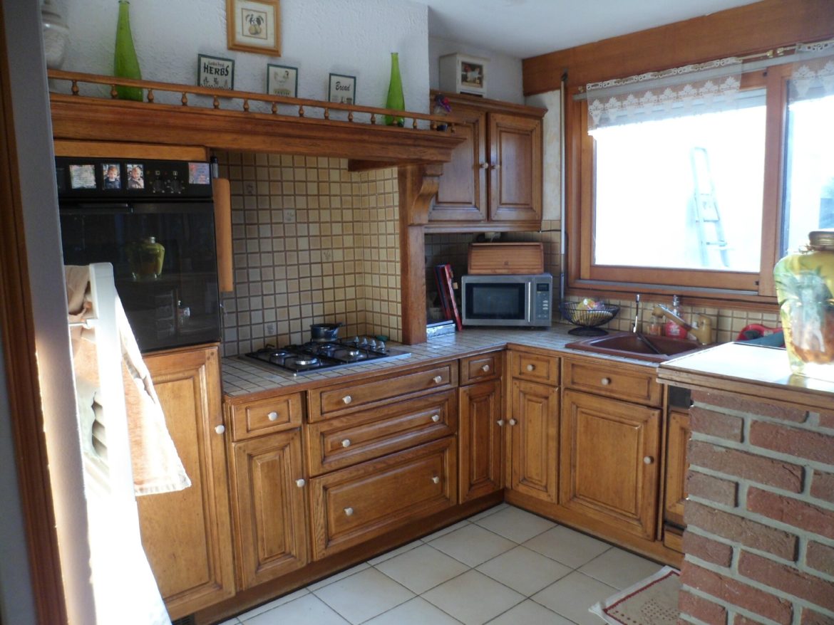 Comment relooker un plan de travail en carrelage ?