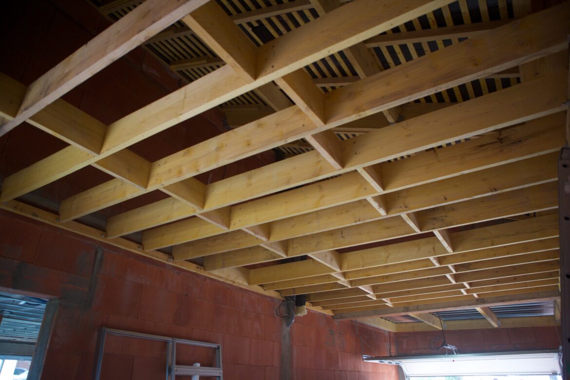 Comment remettre un parquet à neuf ?