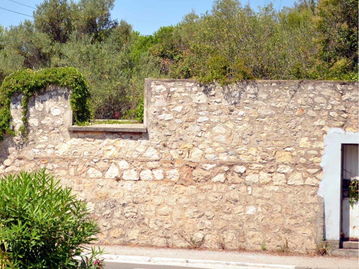 Comment renover un mur en pierre extérieur ?